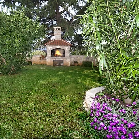 شقة Apartman Oleandar بوريتش
