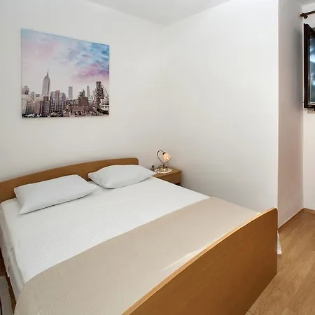 شقة Apartman Oleandar بوريتش