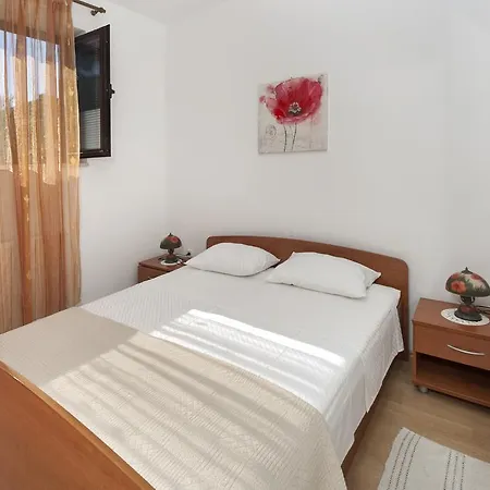 Apartman Oleandar *